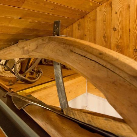 Lo Coppa Fen Apartment Aosta Ruang foto