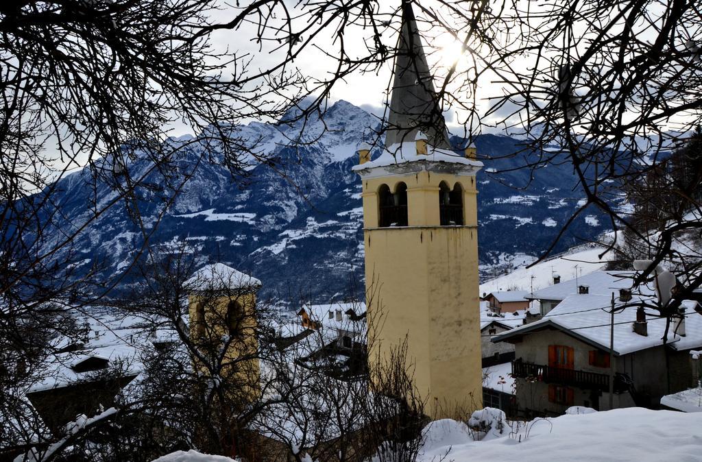 Lo Coppa Fen Apartment Aosta Bagian luar foto