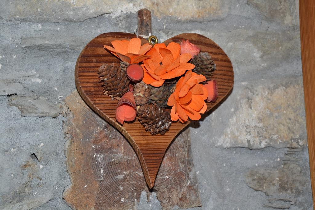 Lo Coppa Fen Apartment Aosta Ruang foto